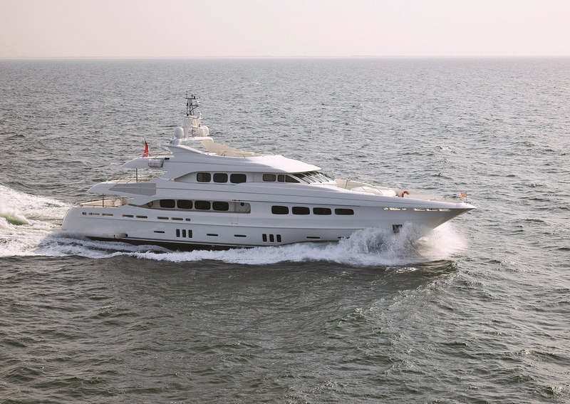 5 Things You Didn't Know About the Motor yacht Latitude